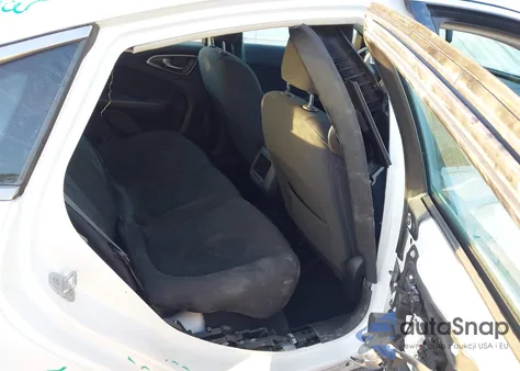 2015 Chrysler 200 Limited from USA, damaged, VIN 1C3CCCAB5FN641165